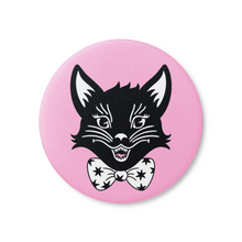 Laden Sie das Bild in den Galerie-Viewer, Scaredy Cat Maskottchen | Anstecker