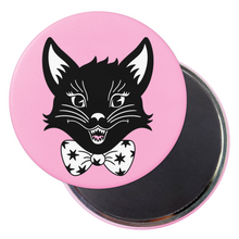 Laden Sie das Bild in den Galerie-Viewer, Scaredy Cat Maskottchen | Dekorativer Magnet
