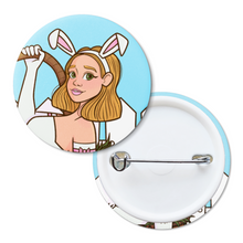 Laden Sie das Bild in den Galerie-Viewer, "SomeBunny Loves You" Osterhasenmädchen | Pinback-Abzeichen-Schaltfläche
